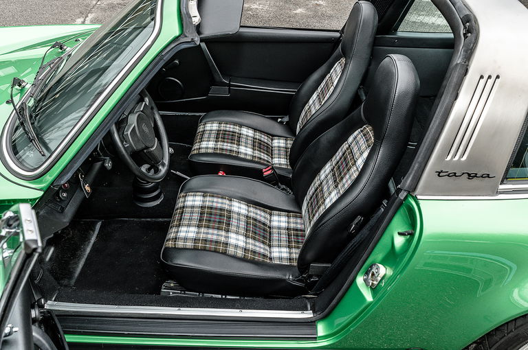 Porsche 911 Carrera 2,7