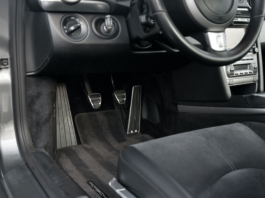 Porsche 987 Cayman S