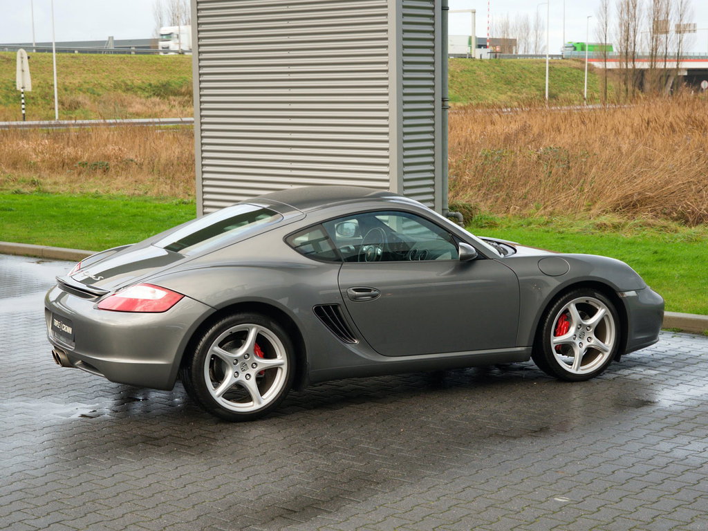 Porsche 987 Cayman S