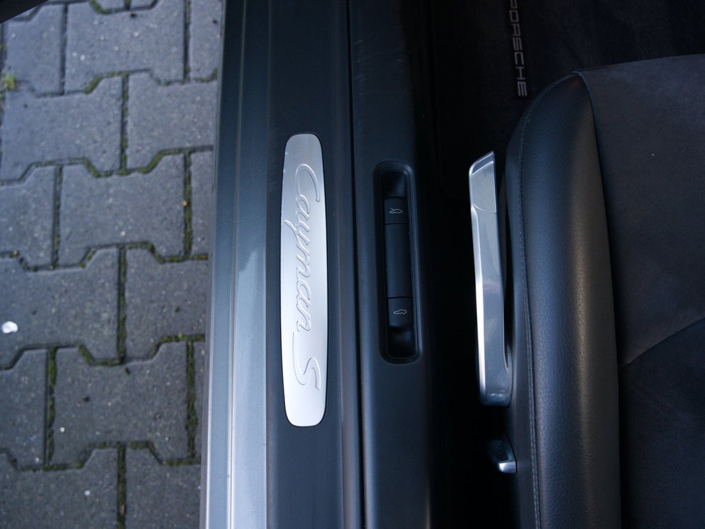 Porsche 987 Cayman S