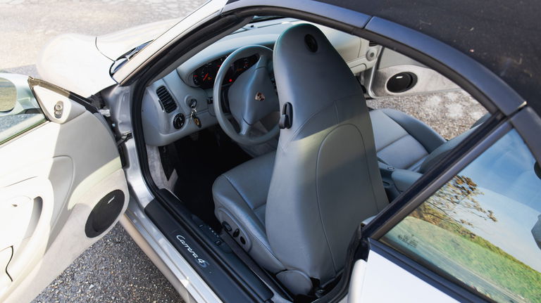 Porsche 996 Carrera 4S