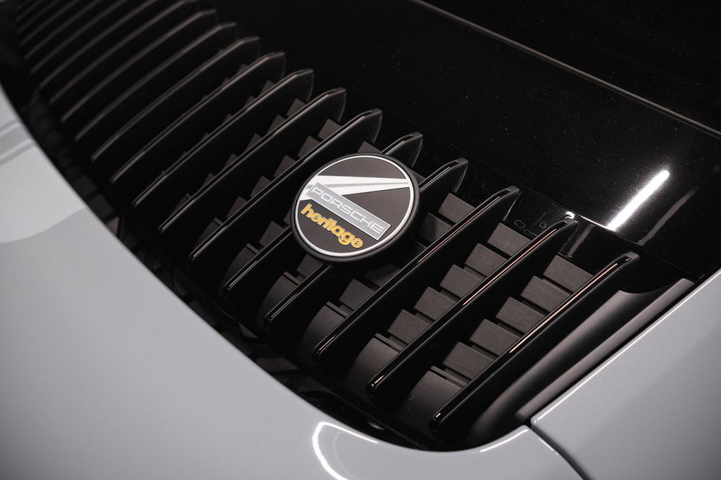 Porsche 992 Sport Classic