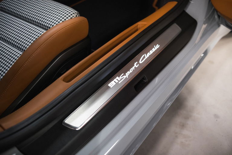 Porsche 992 Sport Classic