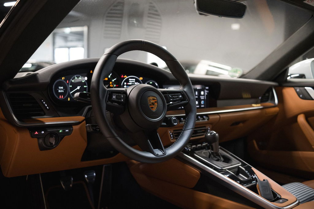 Porsche 992 Sport Classic