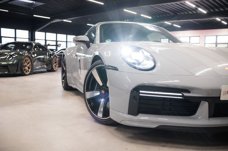 Porsche 992 Sport Classic