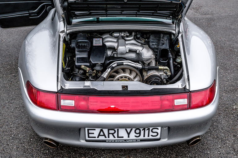 Porsche 993 Carrera 4S