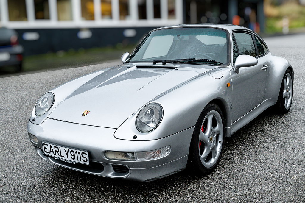 Porsche 993 Carrera 4S