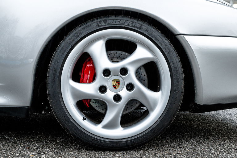 Porsche 993 Carrera 4S