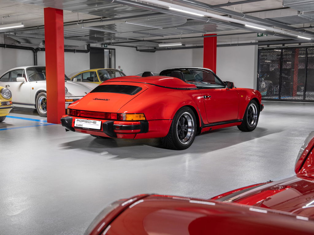 Porsche 911 Carrera 3.2 Speedster