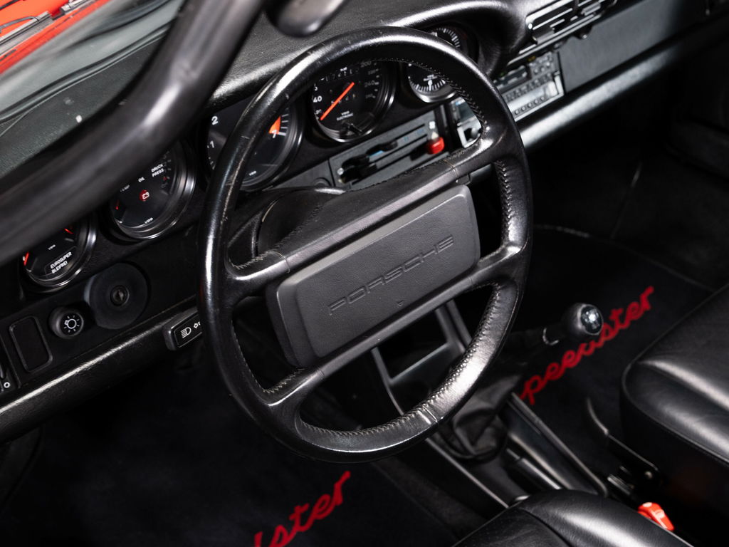 Porsche 911 Carrera 3.2 Speedster