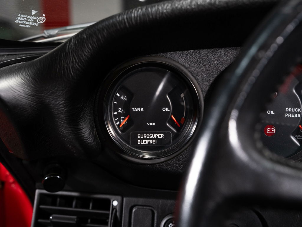 Porsche 911 Carrera 3.2 Speedster