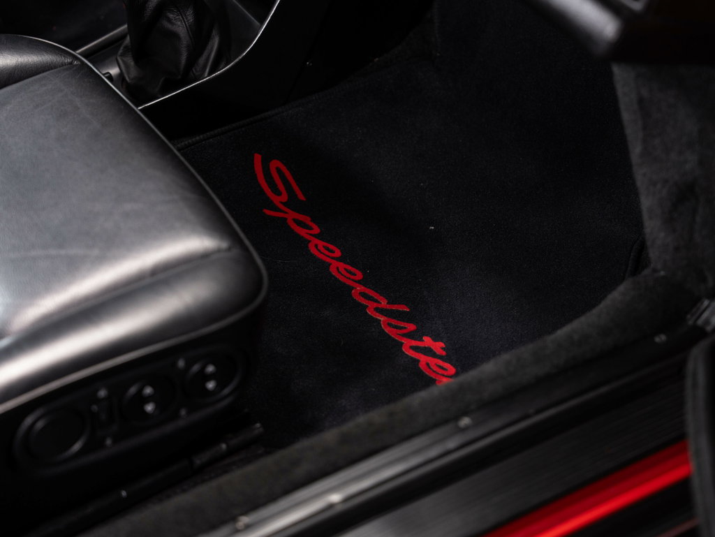 Porsche 911 Carrera 3.2 Speedster