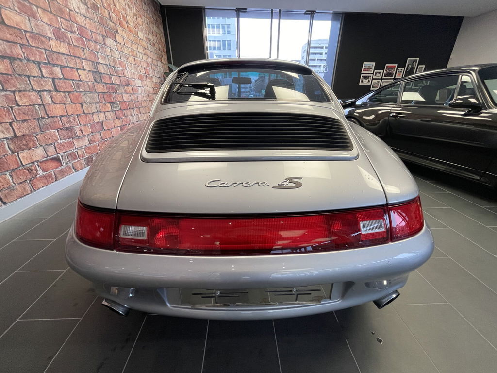 Porsche 993 Carrera 4S