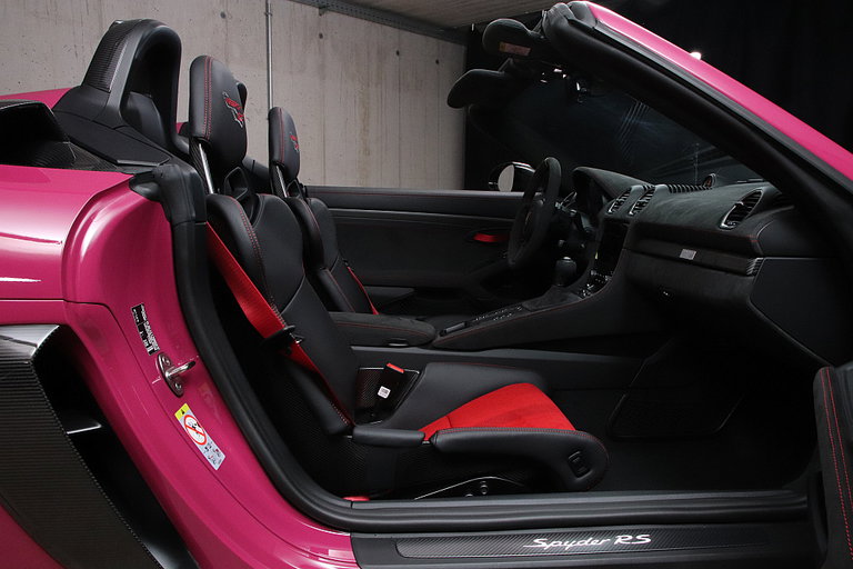 Porsche 718 Spyder RS