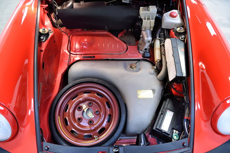 Porsche 911 Carrera 3.2 (US)