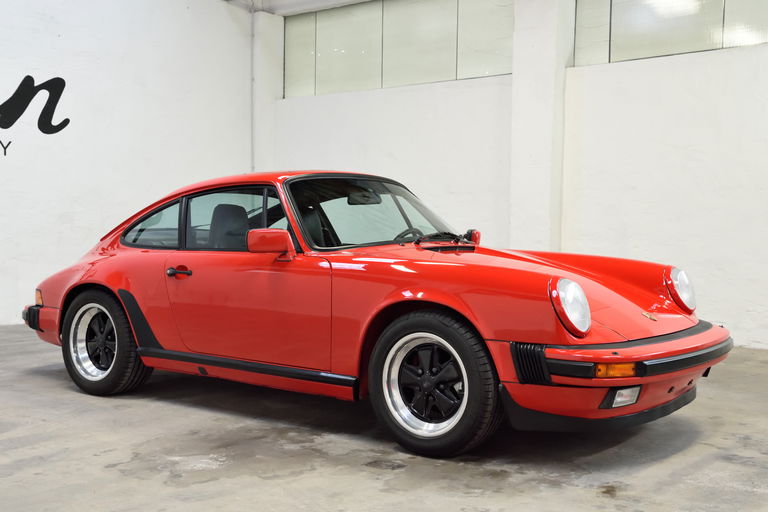 Porsche 911 Carrera 3.2 (US)