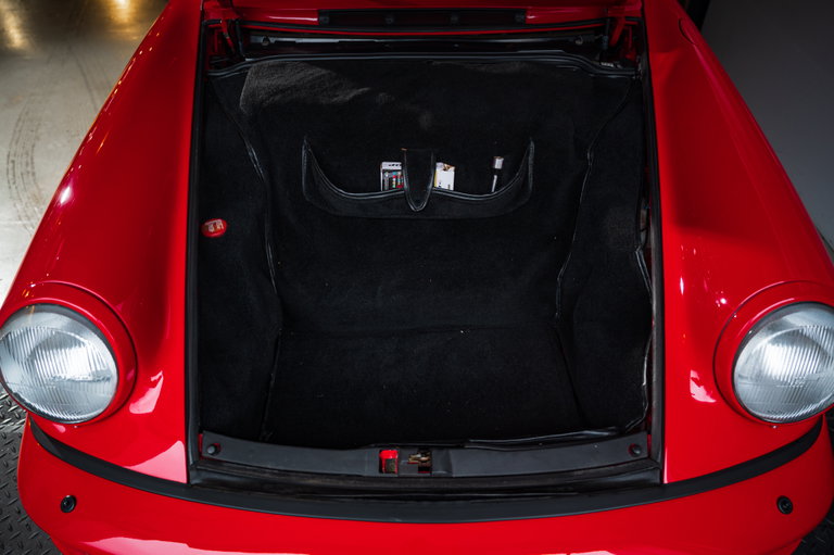 Porsche 964 Carrera 4