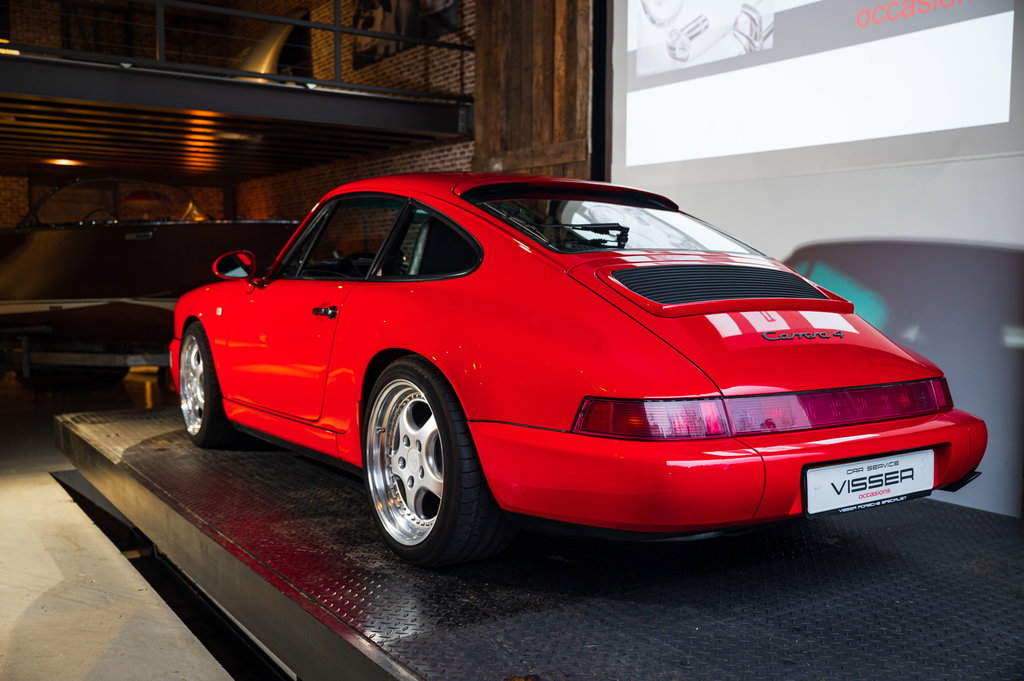 Porsche 964 Carrera 4