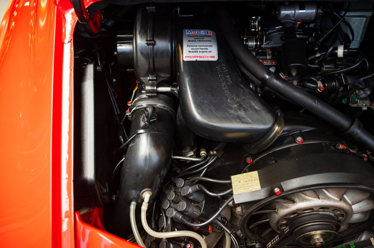 Porsche 964 Carrera 4