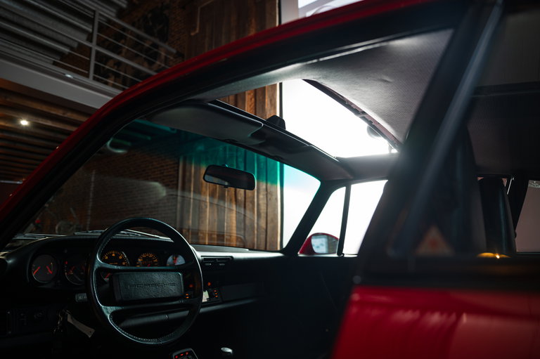 Porsche 964 Carrera 4