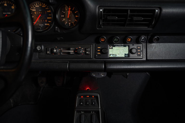 Porsche 964 Carrera 4