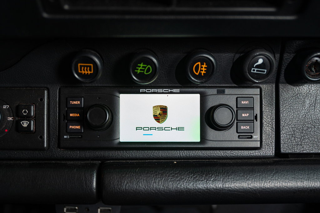 Porsche 964 Carrera 4