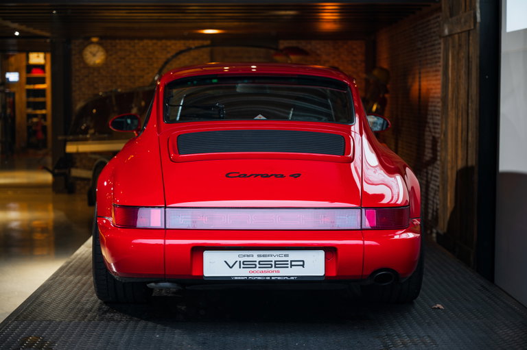 Porsche 964 Carrera 4