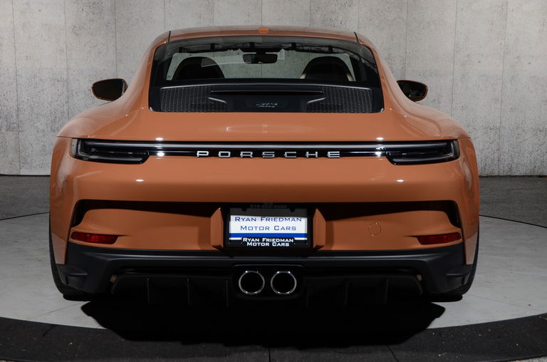 Porsche 992 GT3 Touring