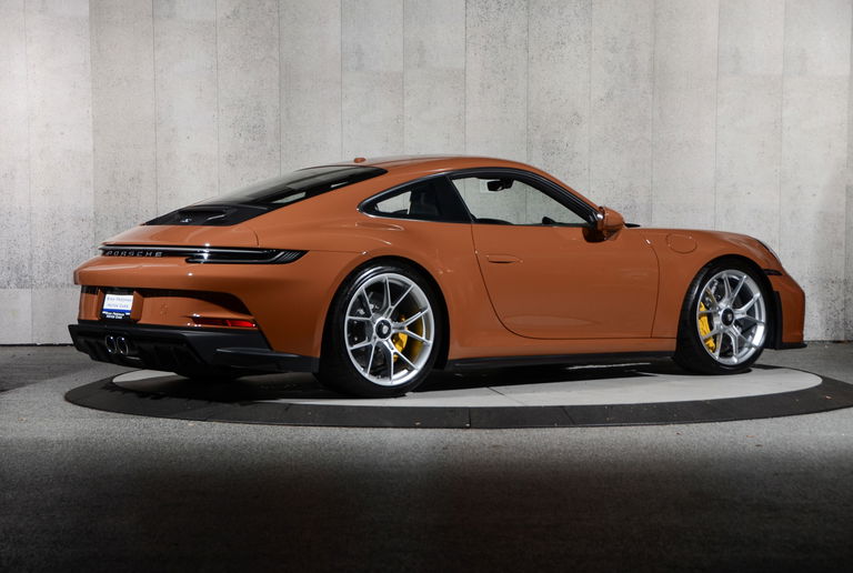 Porsche 992 GT3 Touring