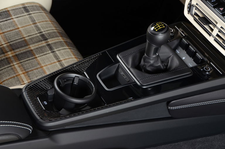 Porsche 992 GT3 Touring