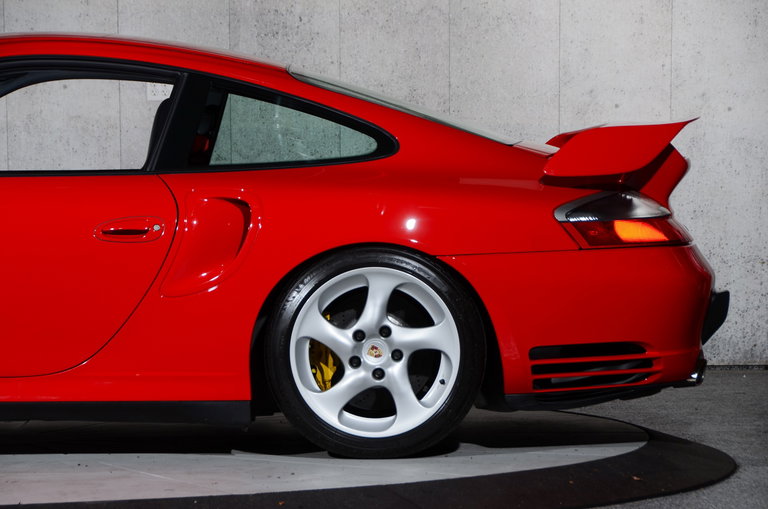 Porsche 996 GT2