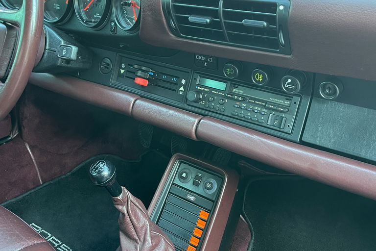 Porsche 911 Carrera 3.2