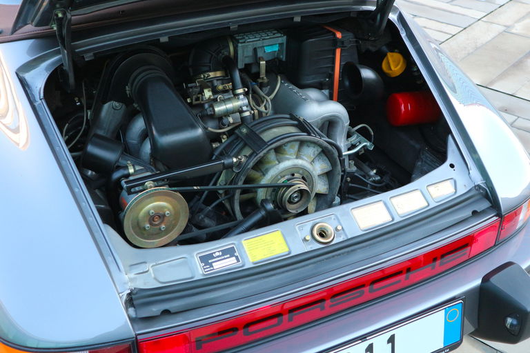 Porsche 911 Carrera 3.2