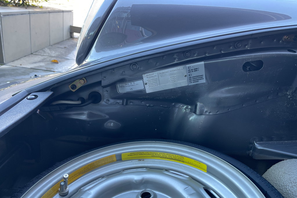 Porsche 911 Carrera 3.2