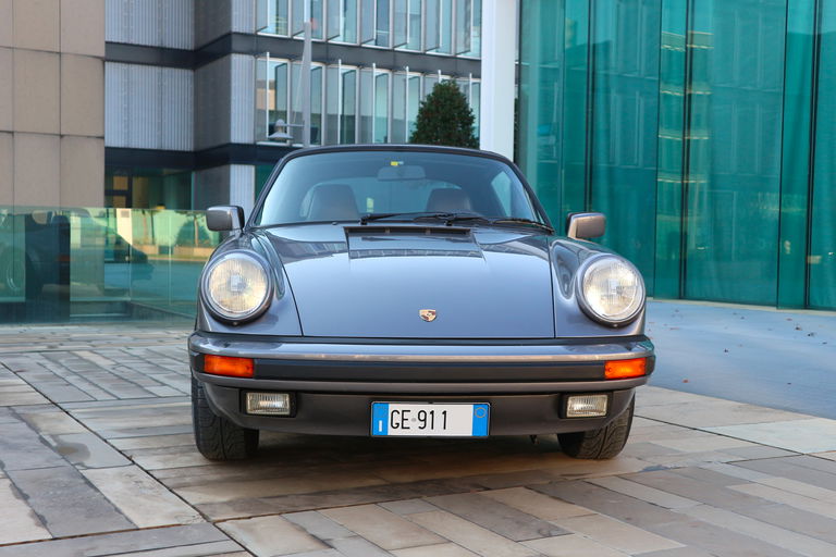 Porsche 911 Carrera 3.2