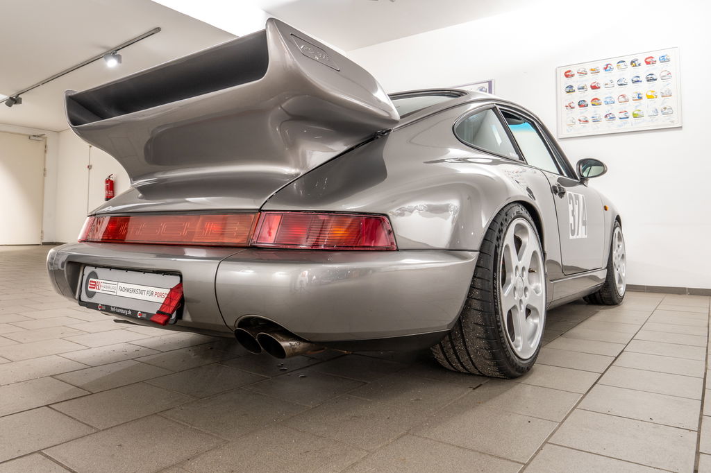 Porsche 964 Carrera 4