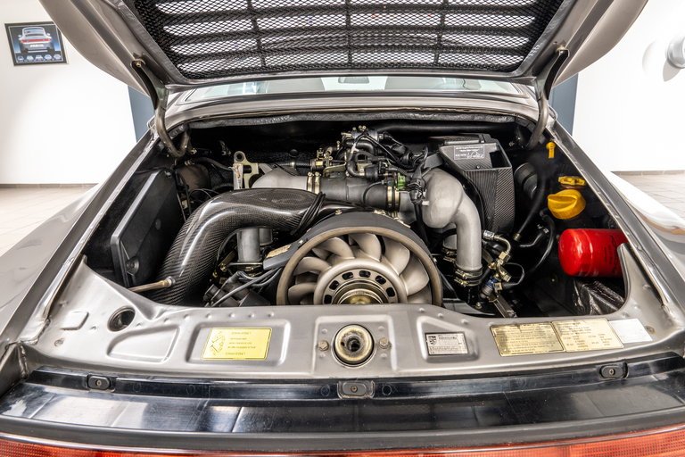 Porsche 964 Carrera 4