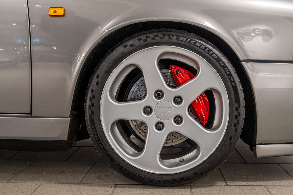 Porsche 964 Carrera 4