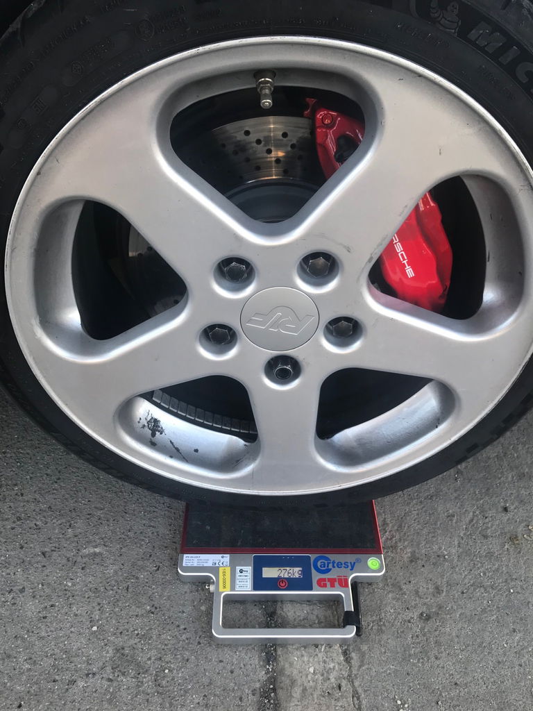 Porsche 964 Carrera 4