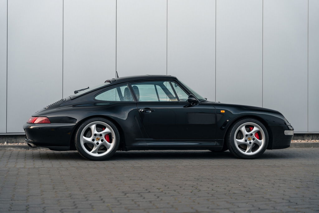 Porsche 993 Carrera 4S
