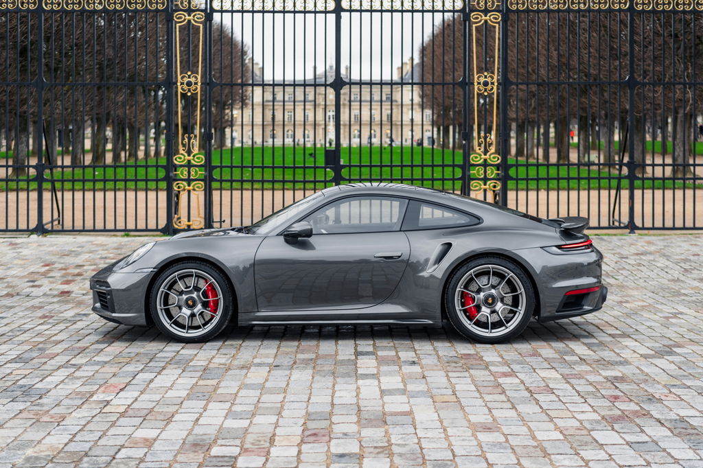 Porsche 992 Turbo