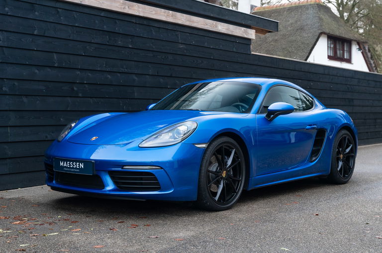 Porsche 718 Cayman