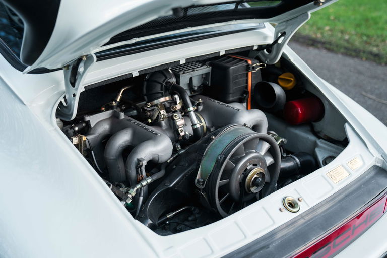 Porsche 911 Carrera 3.2