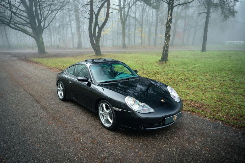 Porsche 996 Carrera