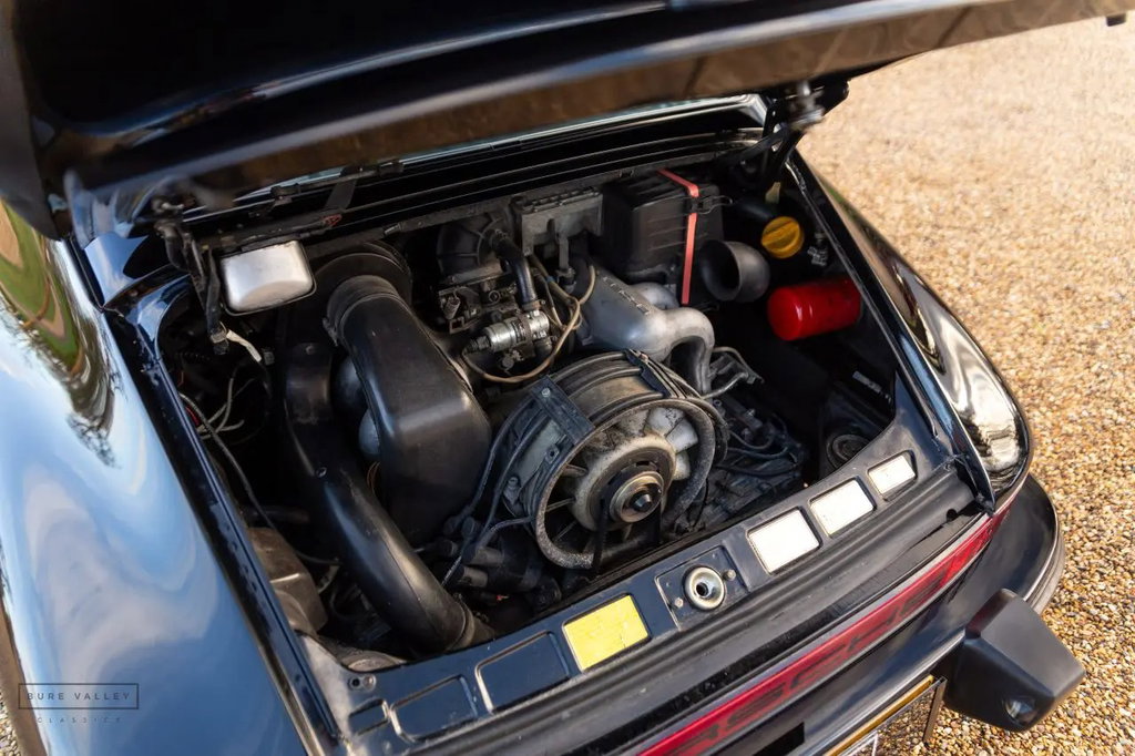 Porsche 911 Carrera 3.2