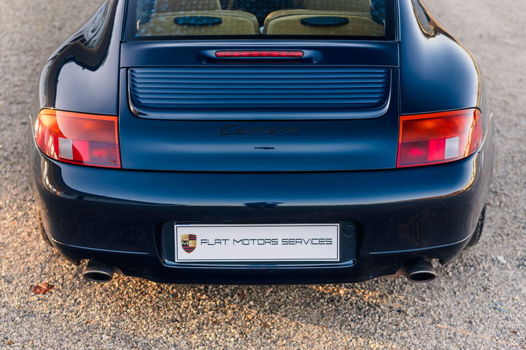 Porsche 996 Carrera