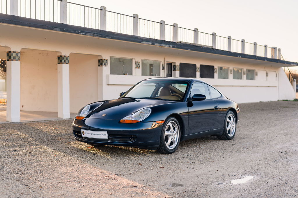 Porsche 996 Carrera