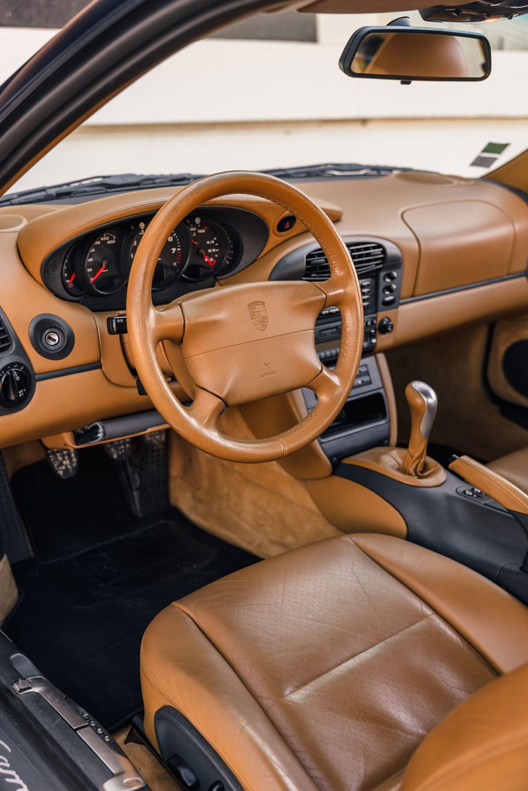 Porsche 996 Carrera