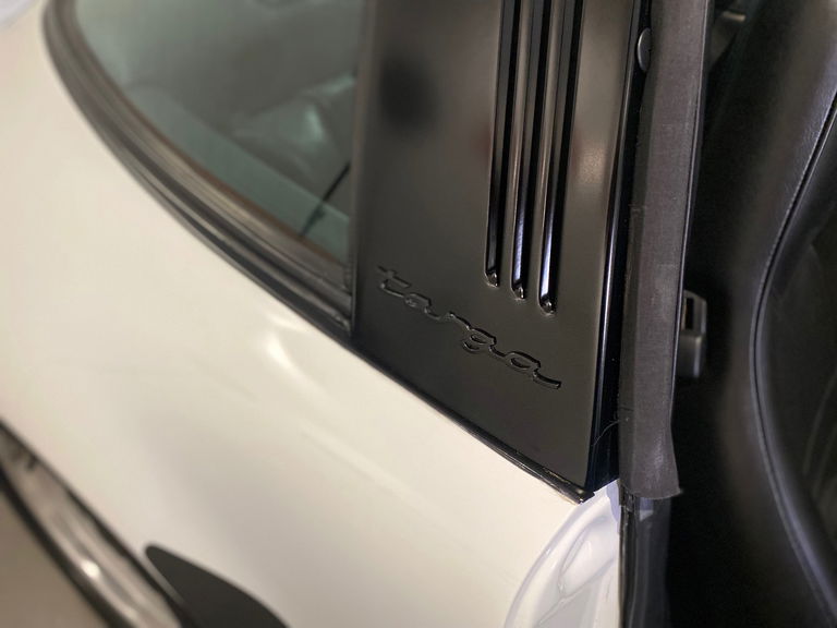 Porsche 911 Carrera 3.2 (US)