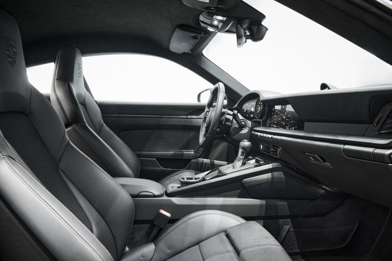 Porsche 992 GT3 Touring